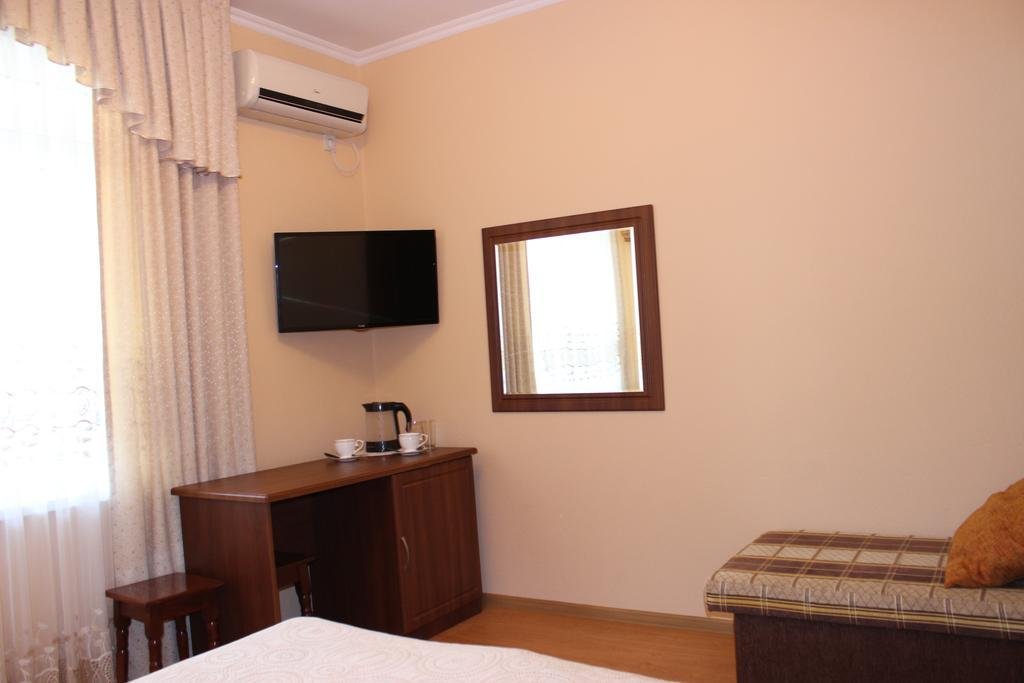 Сочи: Raysky Ugolok Guest House