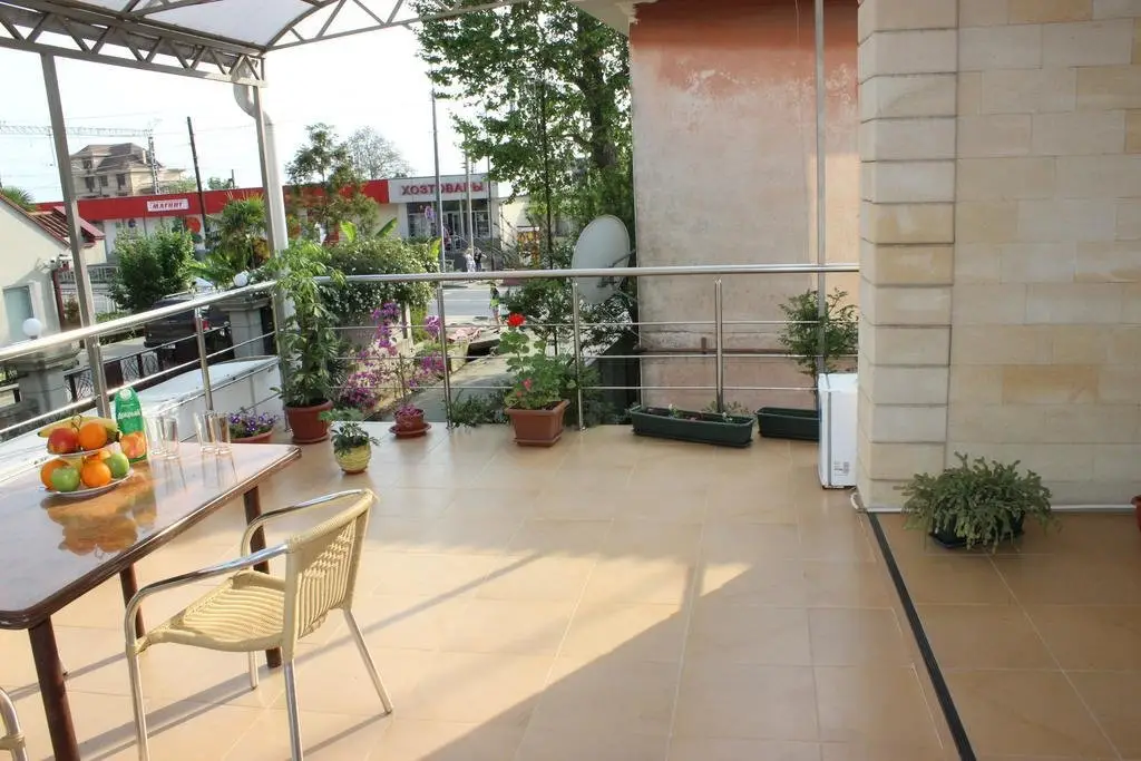 Сочи: Raysky Ugolok Guest House