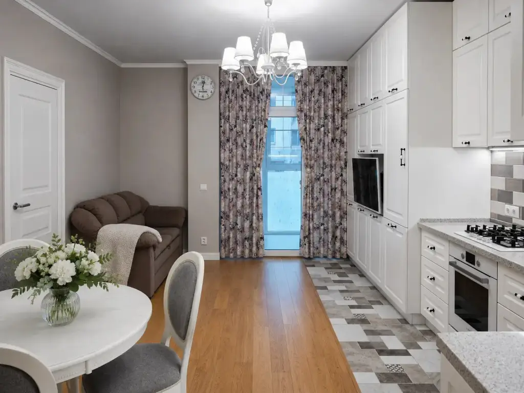 Светлогорск: Квартира Июль Светлогорск Почтовая 4