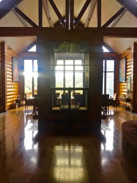 Красная Поляна: Red Rock Hotel