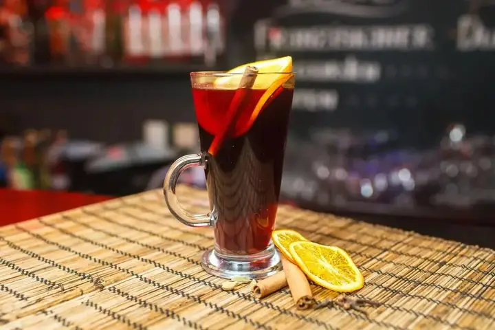 Красная Поляна: Red Rock Hotel