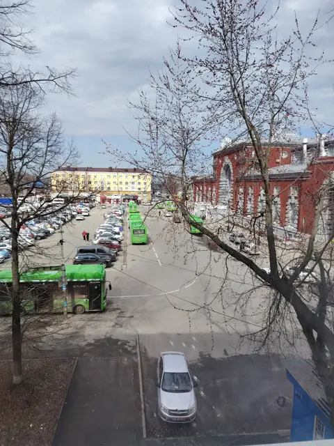 Квартира Удобная на площади ЖД вокзала — фото 1
