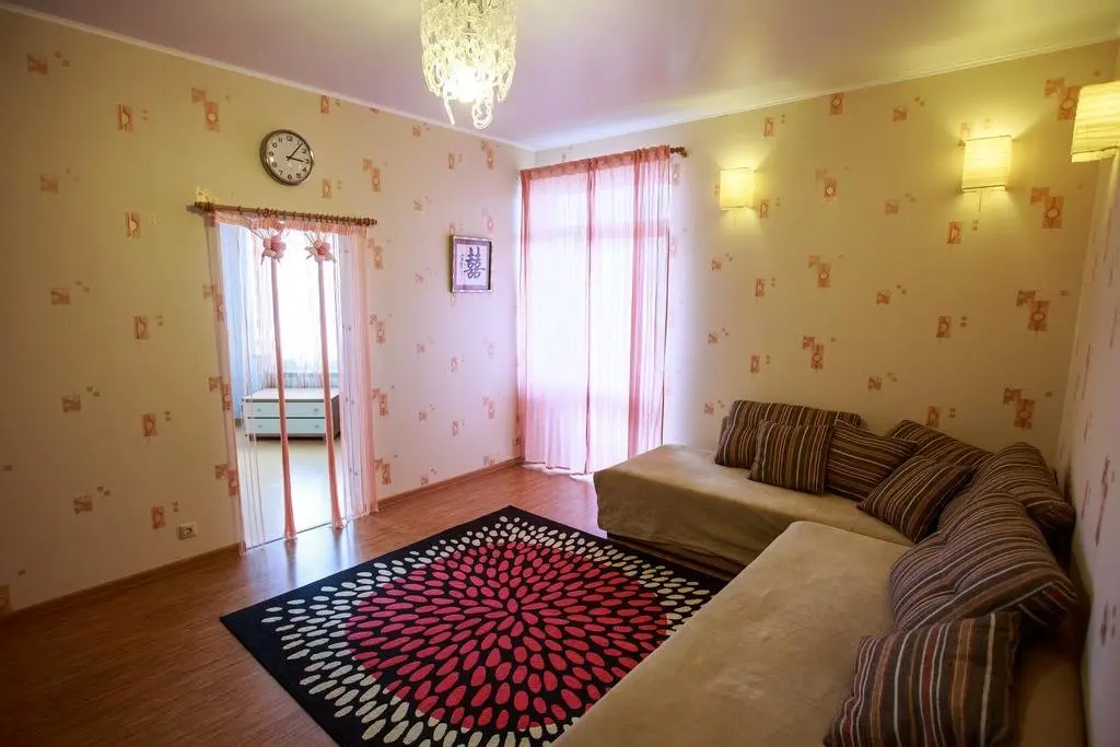 Сочи: Deluxe Apartment by the Riviera Park