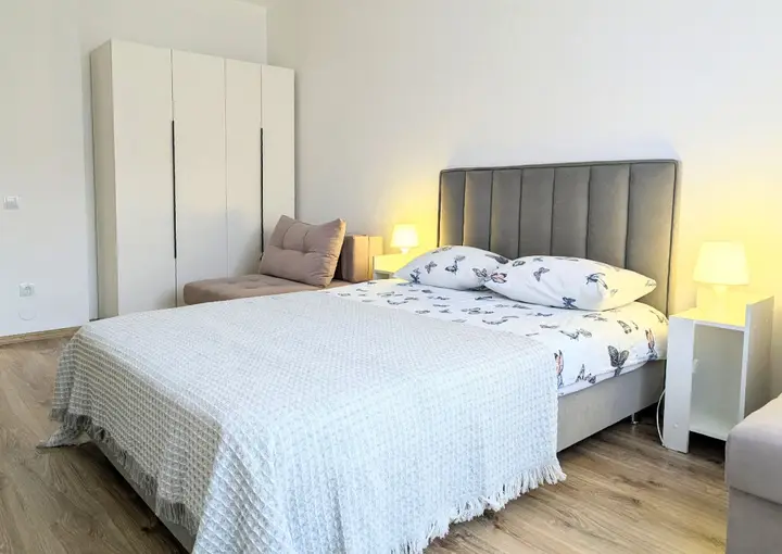 Верхняя Пышма: Квартира в ЖК Венеция с большой кухней