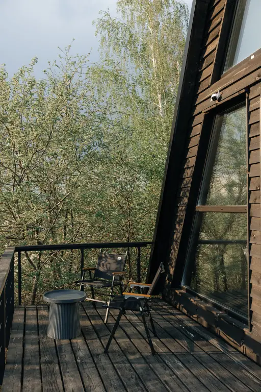 Нижний Новгород: Частный дом Черный Русский A-Frame дом с видом на город и березовую рощу
