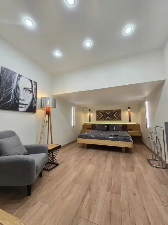 Москва: Апартаменты Евродвушка в стиле LOFT на Профсоюзной