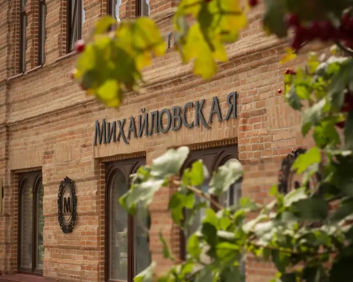 Минусинск: Отель музей-гостиница "Михайловская"