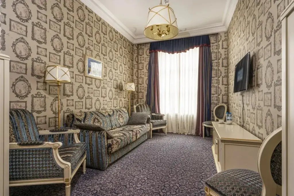 Эсто-Садок: Russian Seasons boutique-hotel Nevskiy
