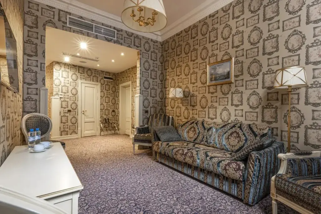 Эсто-Садок: Russian Seasons boutique-hotel Nevskiy