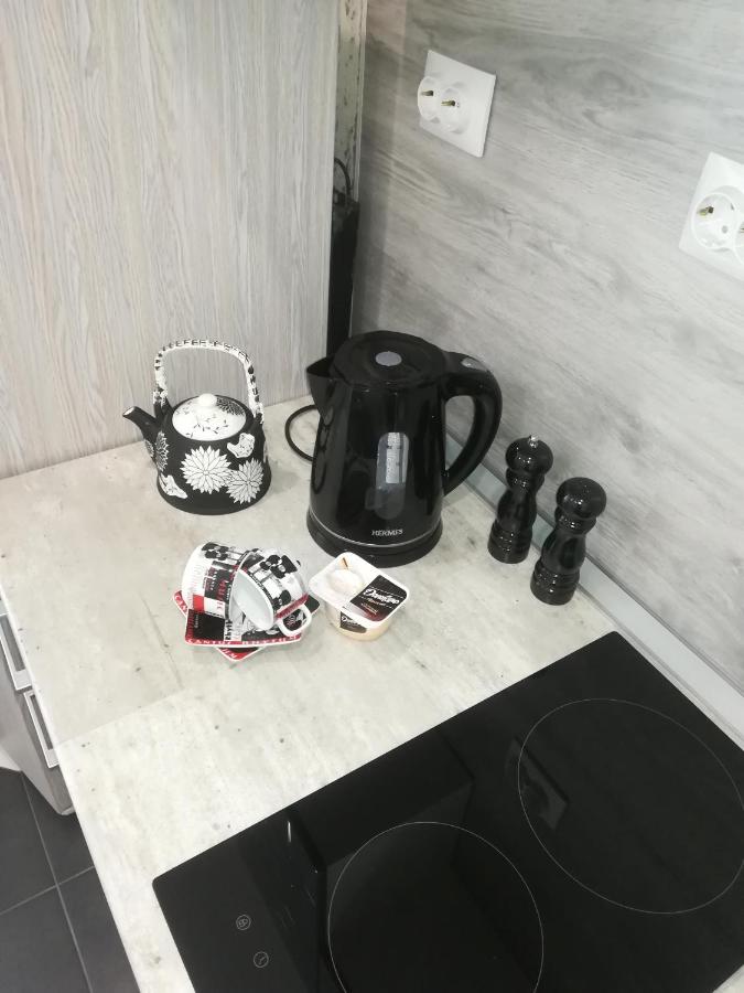 Брянск: Apartment on Rekunkova, СК Варяг