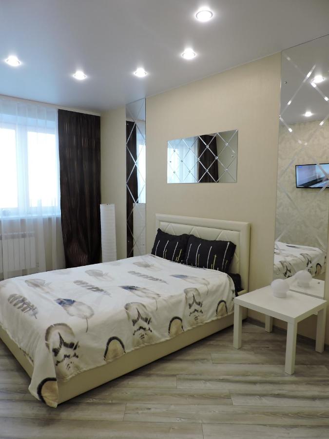 Брянск: Apartment on Rekunkova, СК Варяг