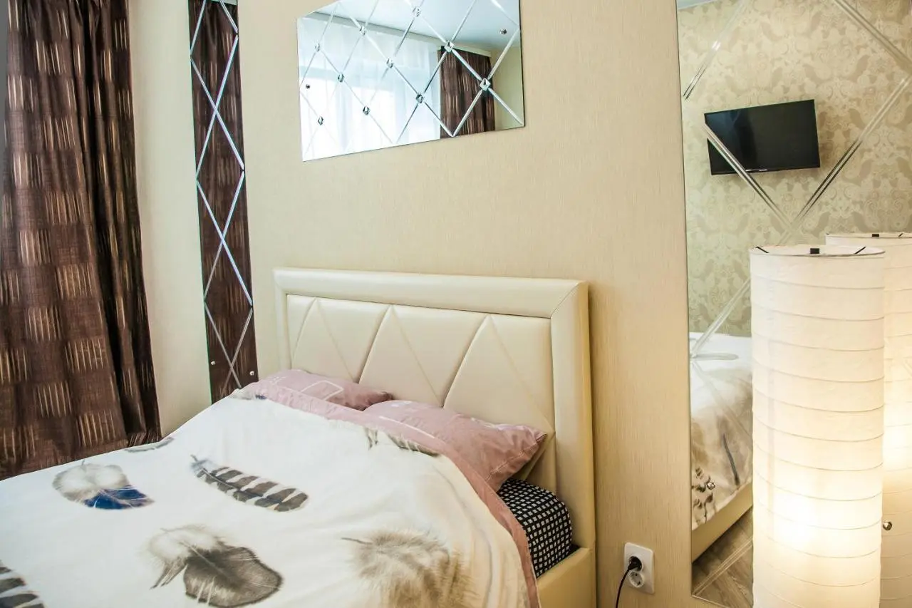 Брянск: Apartment on Rekunkova, СК Варяг