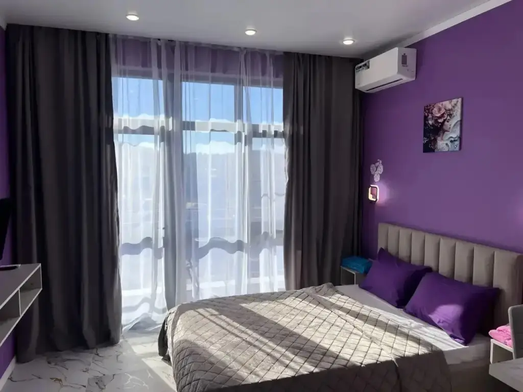 Апартаменты Студия Violet с балконом и бассейном — фото 1