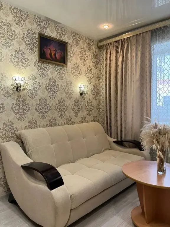 Владивосток: Квартира 2-Комнатная в Центре