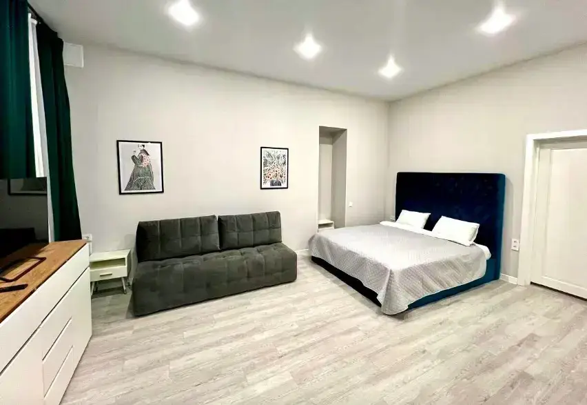 Санкт-Петербург: Квартира SpbStay с 3 Санузлами на Невском 63