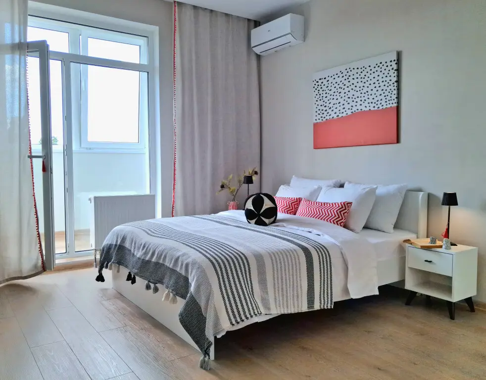 Квартира Акцент Сети DeNewHome — у Чернавской Дамбы с Видом — фото 1
