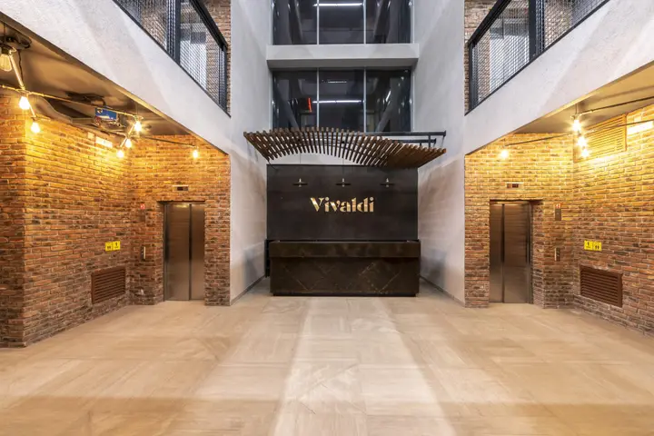Тюмень: Апартаменты Делюкс ВыДома в клубном доме Vivaldi возле Набережной