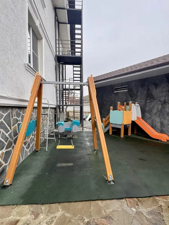 Сочи: Sun City Apartment на улице Чекменёва 18