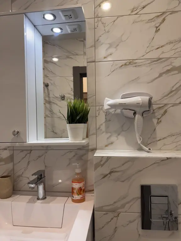 Сочи: Sun City Apartment на улице Чекменёва 18