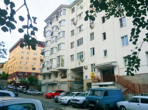 Сочи: Studio na Klubnichnoy