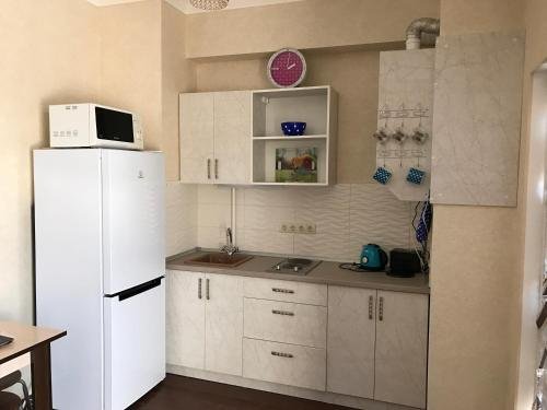Сочи: Na Prosvescheniya Apartment