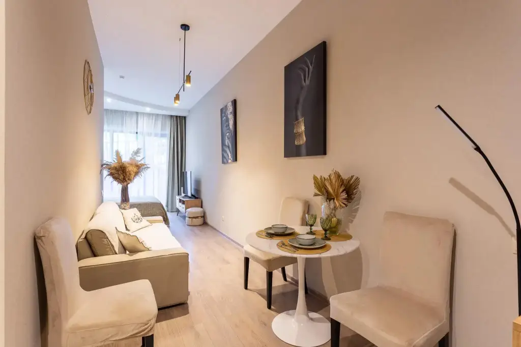 Апартаменты Flat Inn в ЖК «Актер Гэлакси» на Курортном проспекте — фото 1
