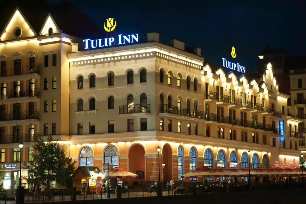 Эсто-Садок: Отель Tulip Inn