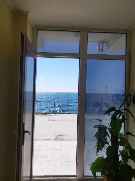 Алупка: Меблированные комнаты На волне
