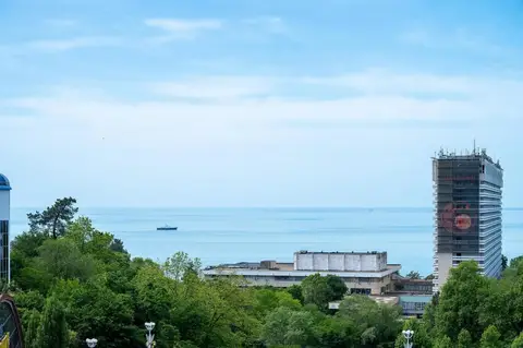 Квартира с видом на море и двумя спальнями — фото 1