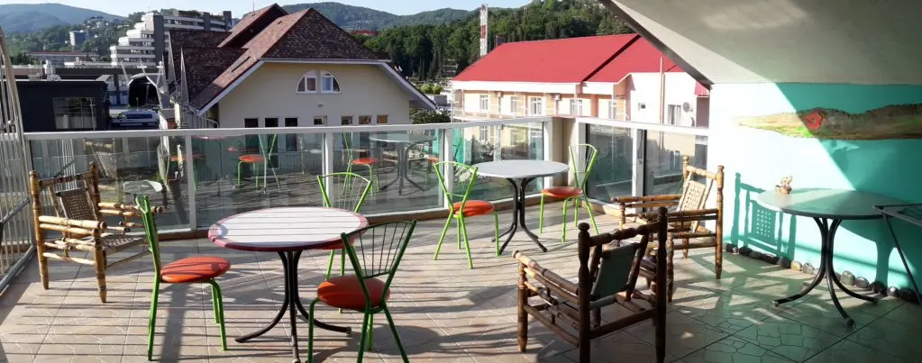 Сочи: U Lauryi Guest House