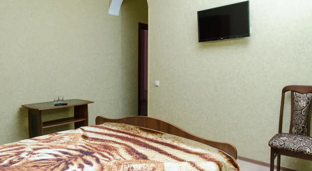 Сочи: U Lyudmilyi Guest House