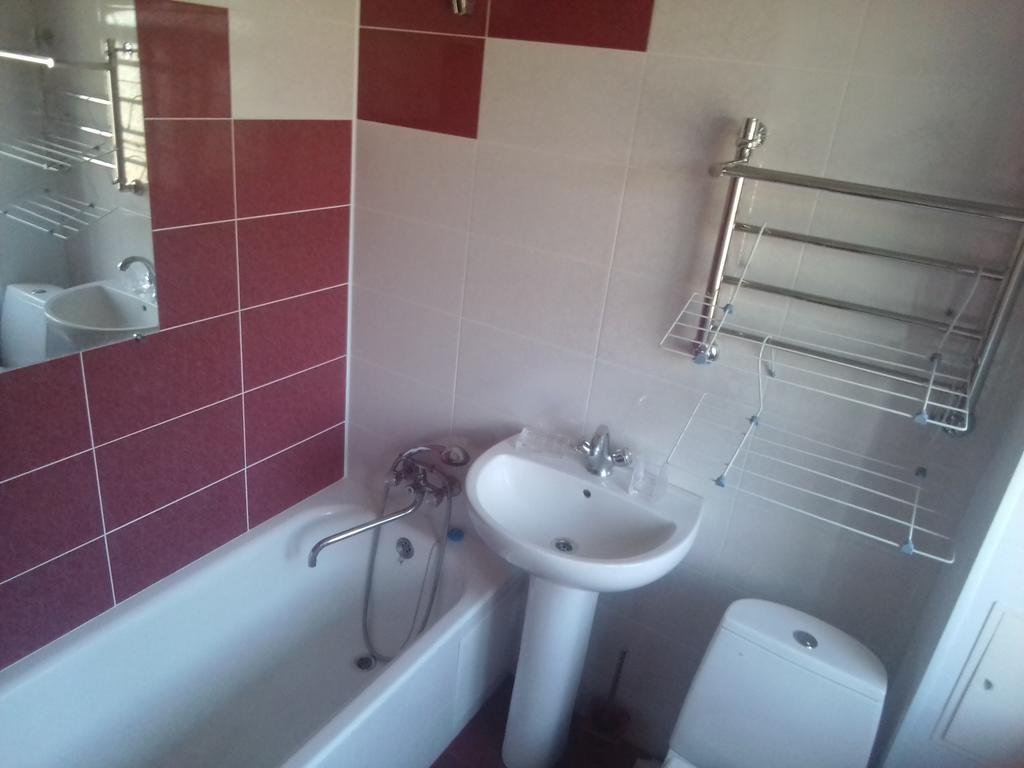 Сочи: U Oksani Guest House