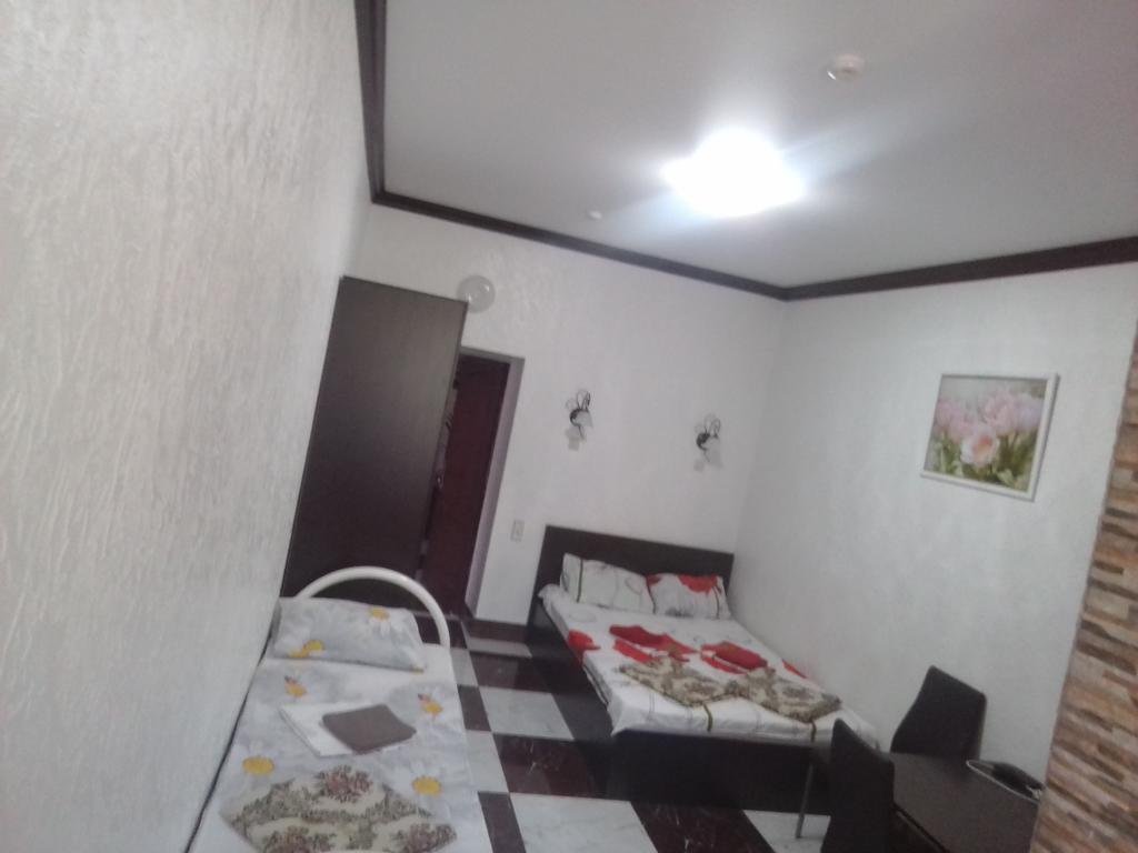 Сочи: U Oksani Guest House