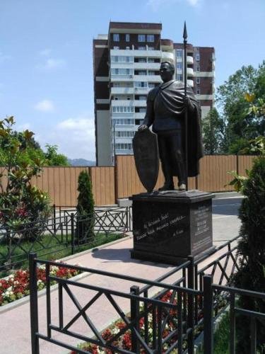 Сочи: Uluchshenny Apartment Zvezda Vinogradnoy