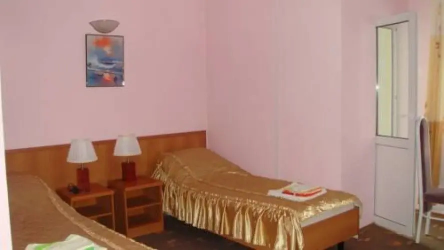 Сочи: Гостевой Дом Варна