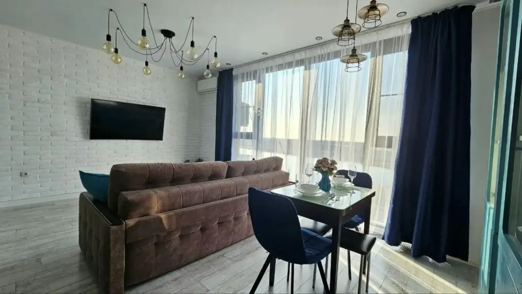 Астрахань: Khadi Home на Савушкина