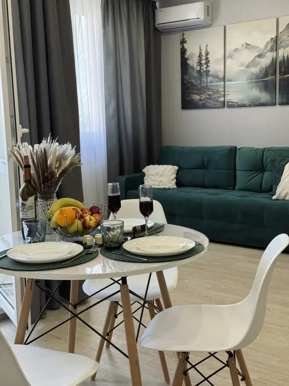 Ульяновск: Квартира Новая Студия 43 м² с Видом на Город 2 Кровати
