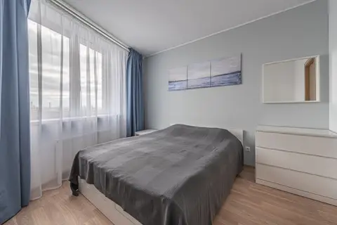 Квартира Rooms-ekb Новая квартира у метро на 20 этаже — фото 1