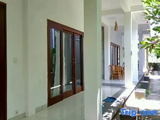 Пурвакерти: Lumbung Sari Home Stay