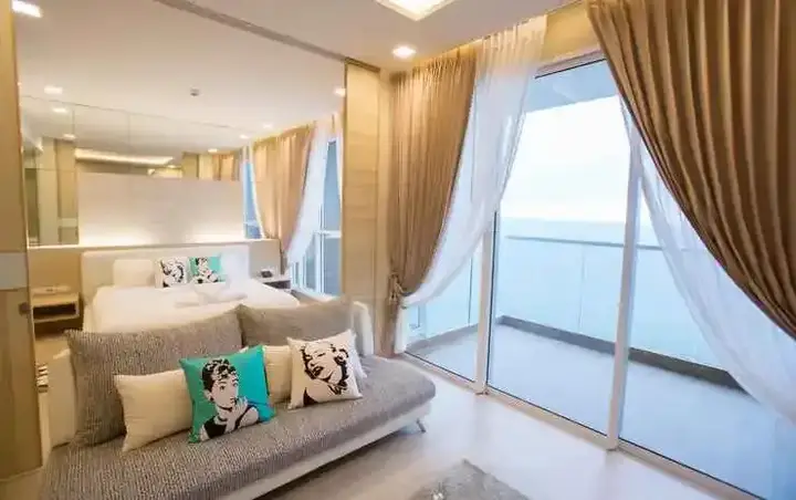 Паттайя: Cetus Beachfront Pattaya Condo