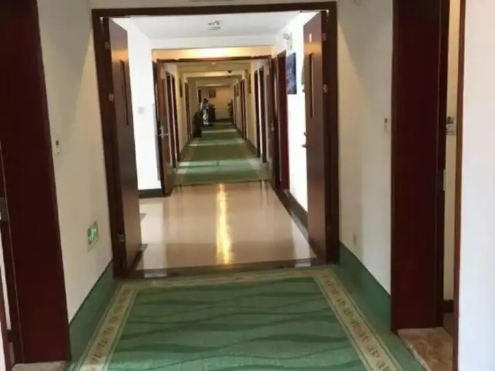 Шанхай: Greentree Inns East Jinxiu Road