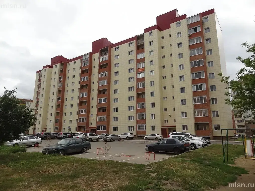 Омск: Квартира Большая на Дмитриева
