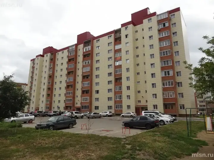 Омск: Квартира Большая на Дмитриева