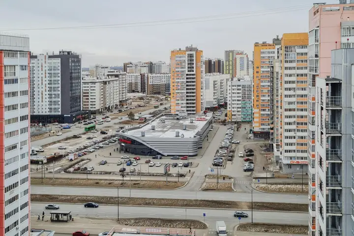 Челябинск: Студия на Университетской набережной 52