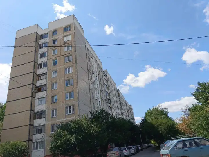 Белгород: на бульваре Юности 21к1