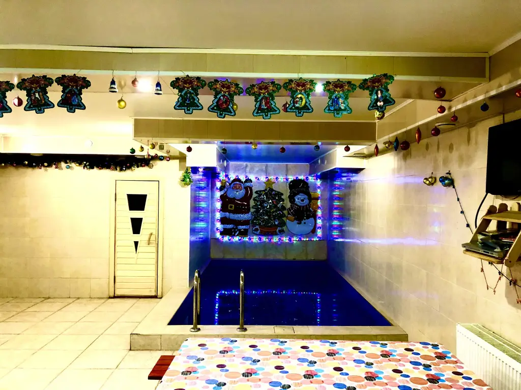 carousel image 3