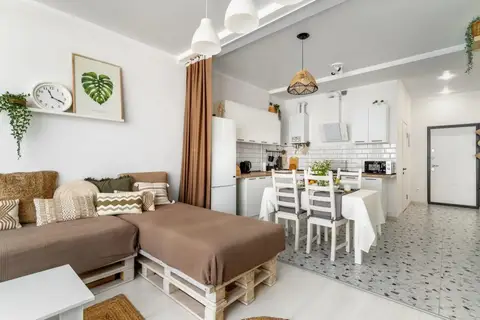 Home Group на улице Верхняя 4 — фото 1