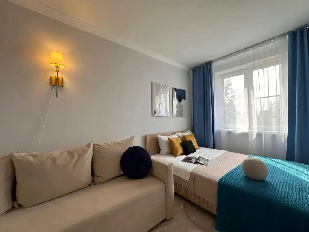 Нижний Новгород: Apartament 52 на улице Челюскинцев 15