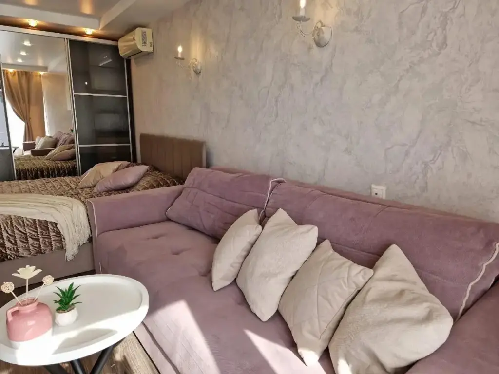 Апартаменты Apart Aprel на улице Пискунова 45 — фото 1
