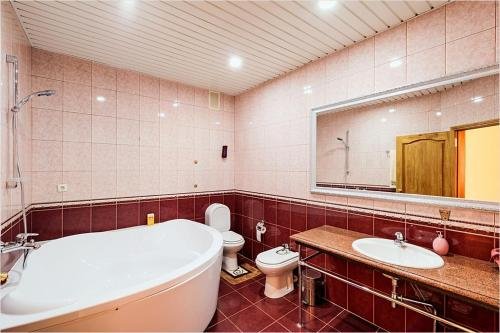 Энгельс: Edelveis Hotel